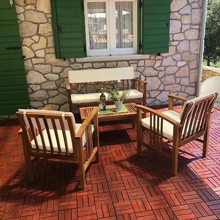 Bungalow With Pool In - #124311 Holiday home Mandre